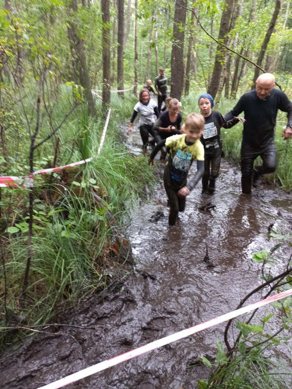 Bieg Katorżnika. W błocie i rowach z wodą