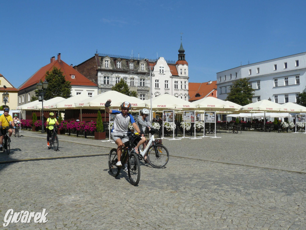 Rajd rowerowy śladami Donnersmarcków [ZDJĘCIA]