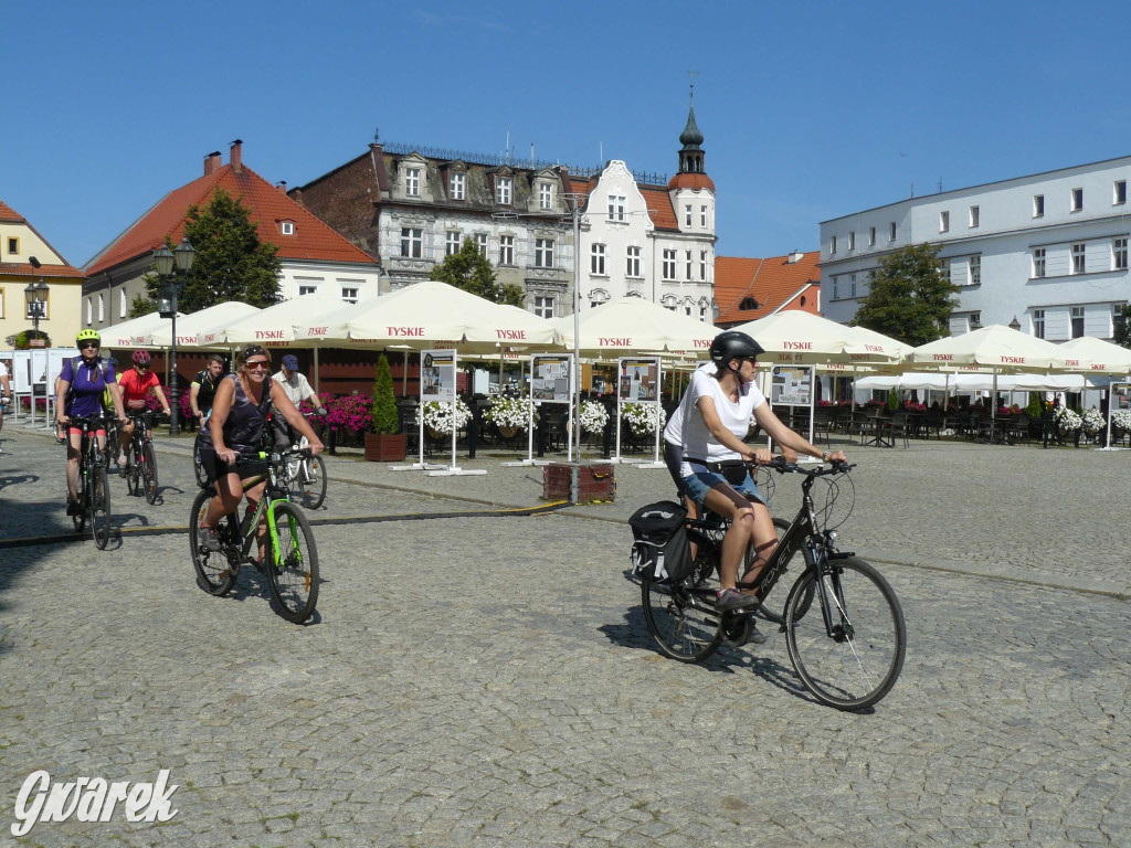 Rajd rowerowy śladami Donnersmarcków [ZDJĘCIA]