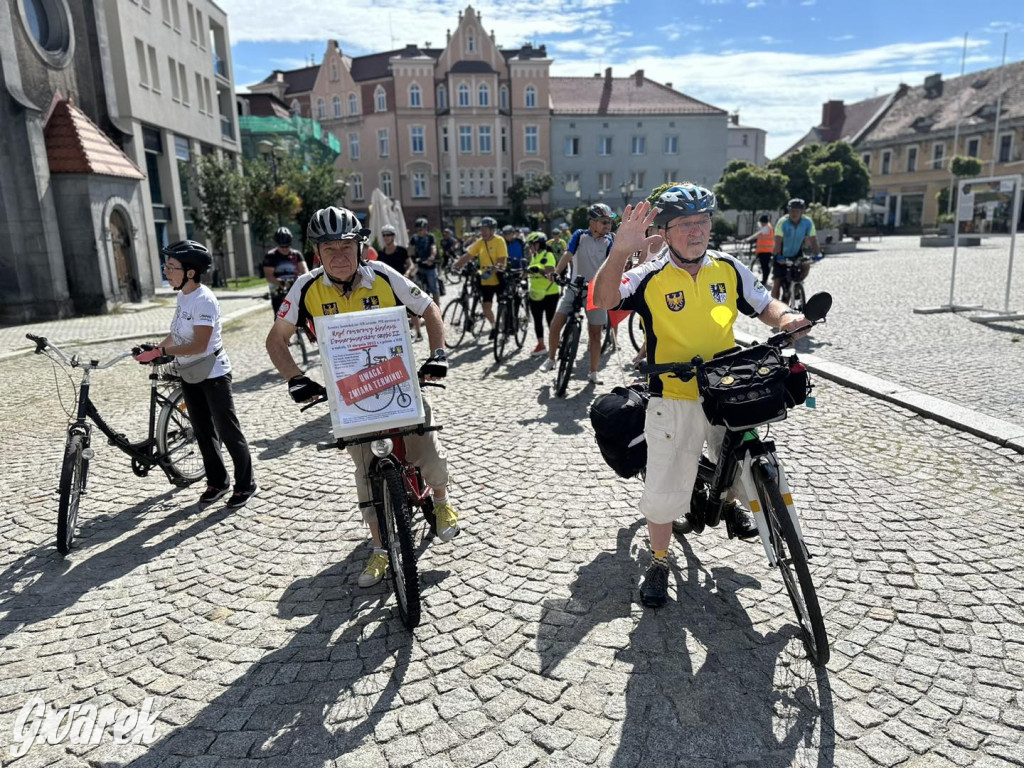 Rajd rowerowy śladami Donnersmarcków [ZDJĘCIA]