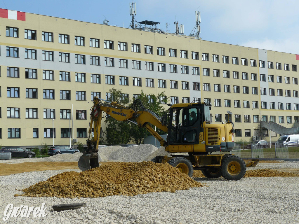 Tarnowskie Góry. Co powstaje przy szpitalu? [FOTO]