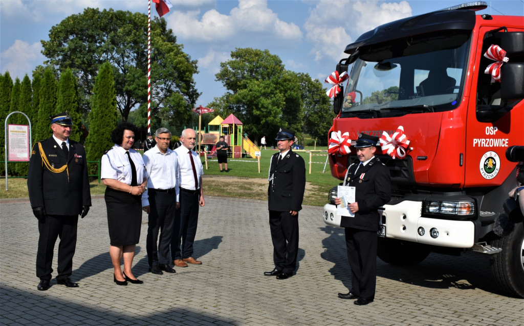 OSP Pyrzowice świętowało 100-lecia działalności [FOTO]