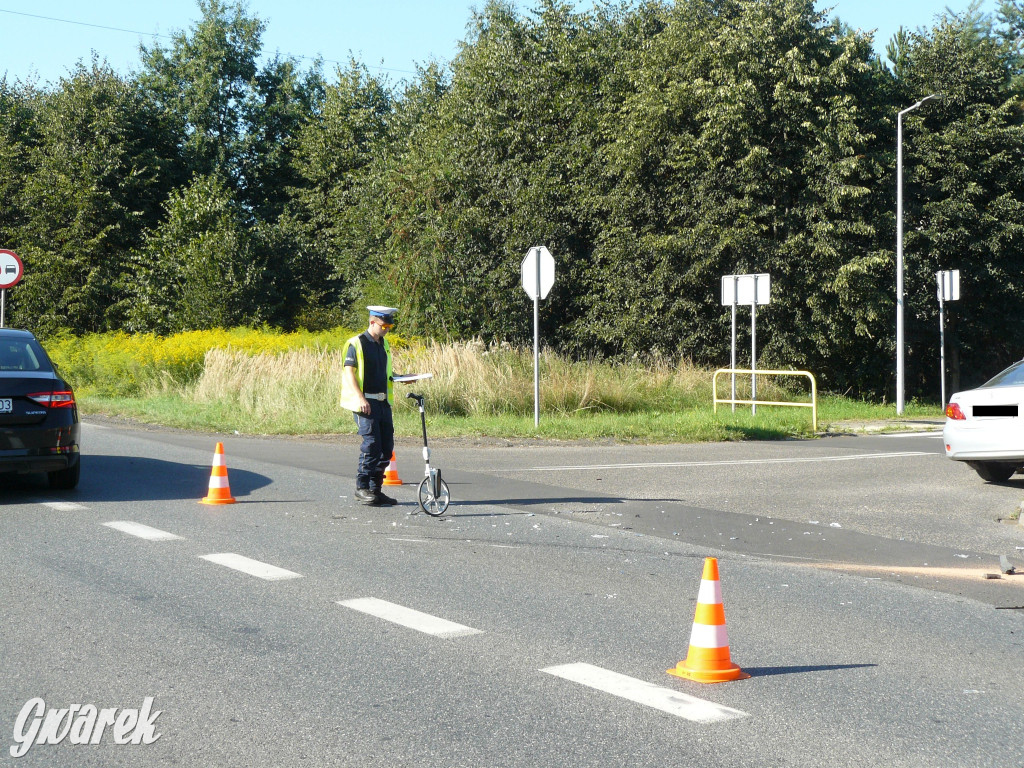 Tarnowskie Góry. Zderzenie osobówki z motocyklem