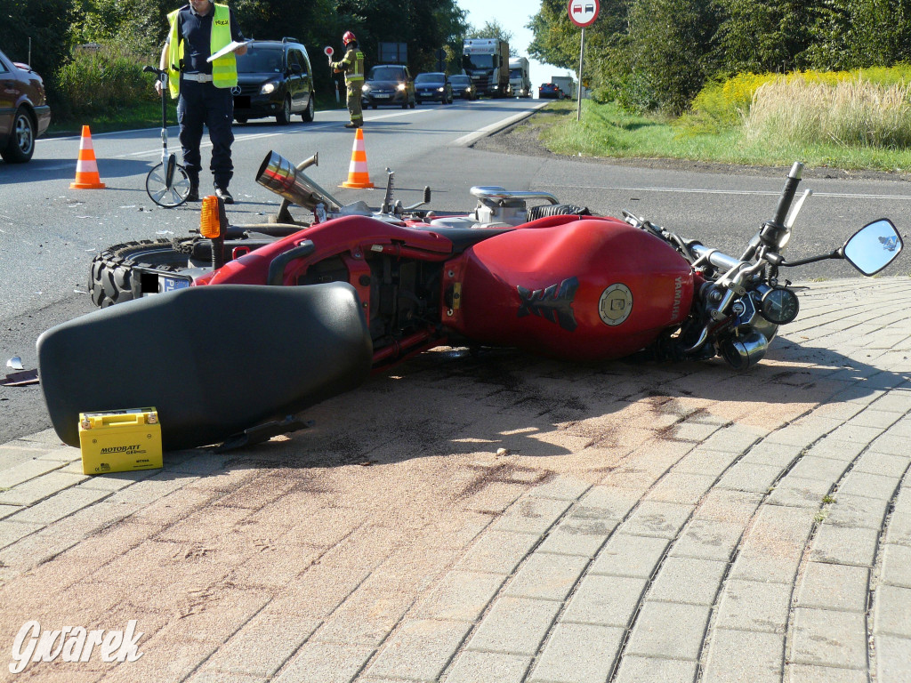 Tarnowskie Góry. Zderzenie osobówki z motocyklem