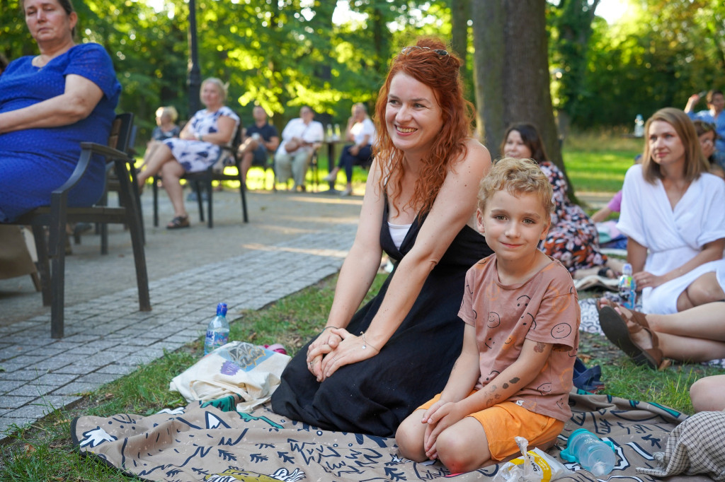 Dereszowska za nakrętki. Koncert w Pałacu w Rybnej [FOTO]