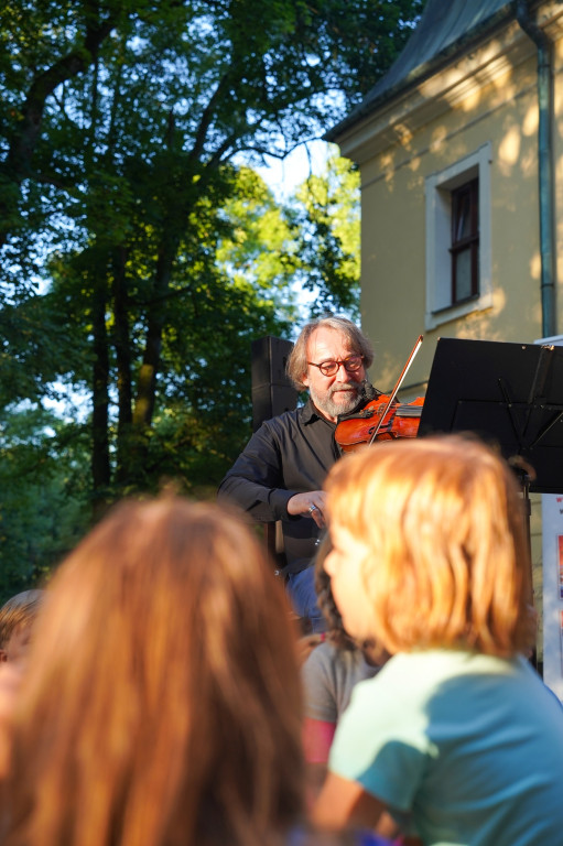 Dereszowska za nakrętki. Koncert w Pałacu w Rybnej [FOTO]