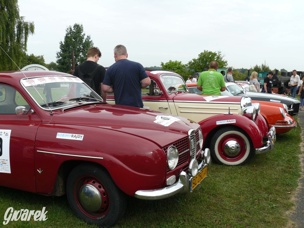 Tarnowskie Góry. Rajd pojazdów zabytkowych [FOTO]