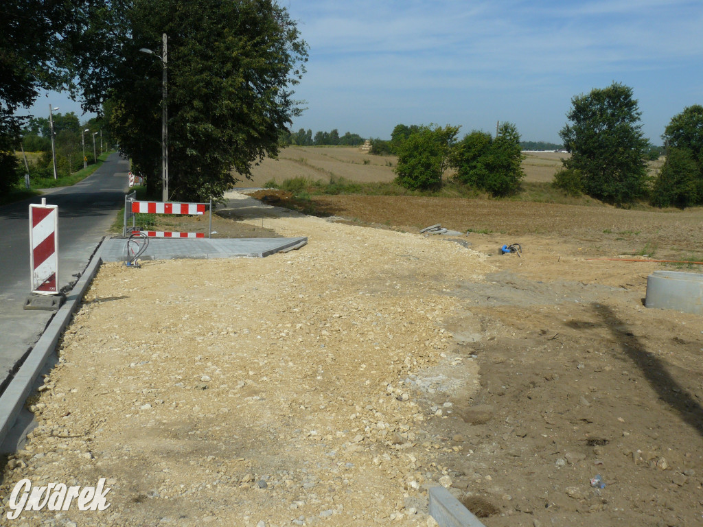 Tarnowskie Góry. Budowa ścieżki na Staffa [FOTO]