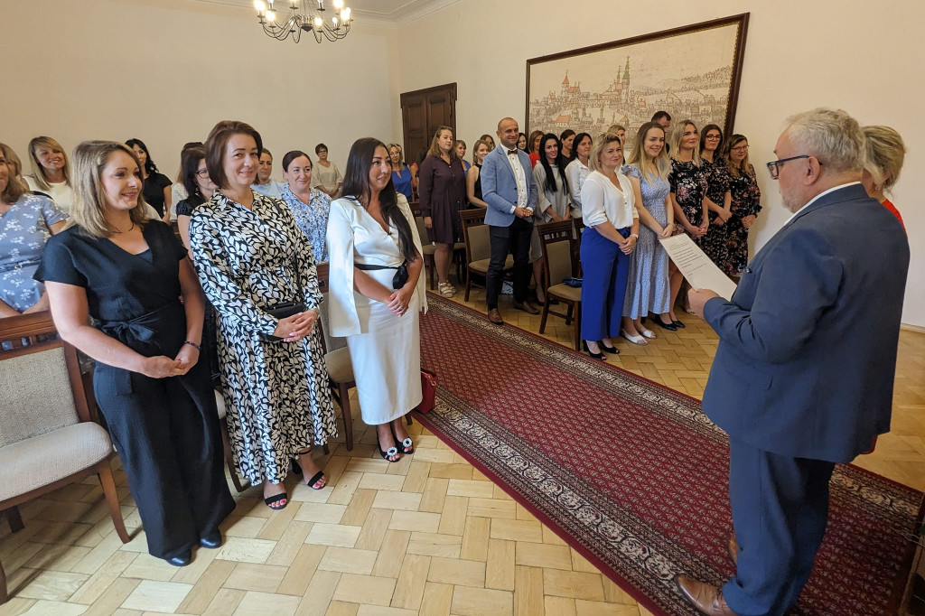 Tarnowskie Góry. Nauczyciele odebrali akty mianowania