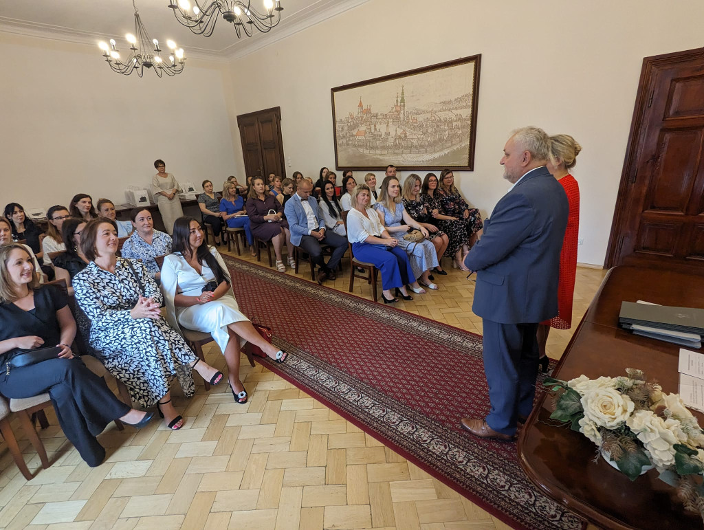 Tarnowskie Góry. Nauczyciele odebrali akty mianowania