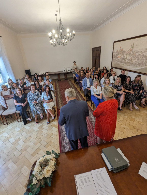 Tarnowskie Góry. Nauczyciele odebrali akty mianowania