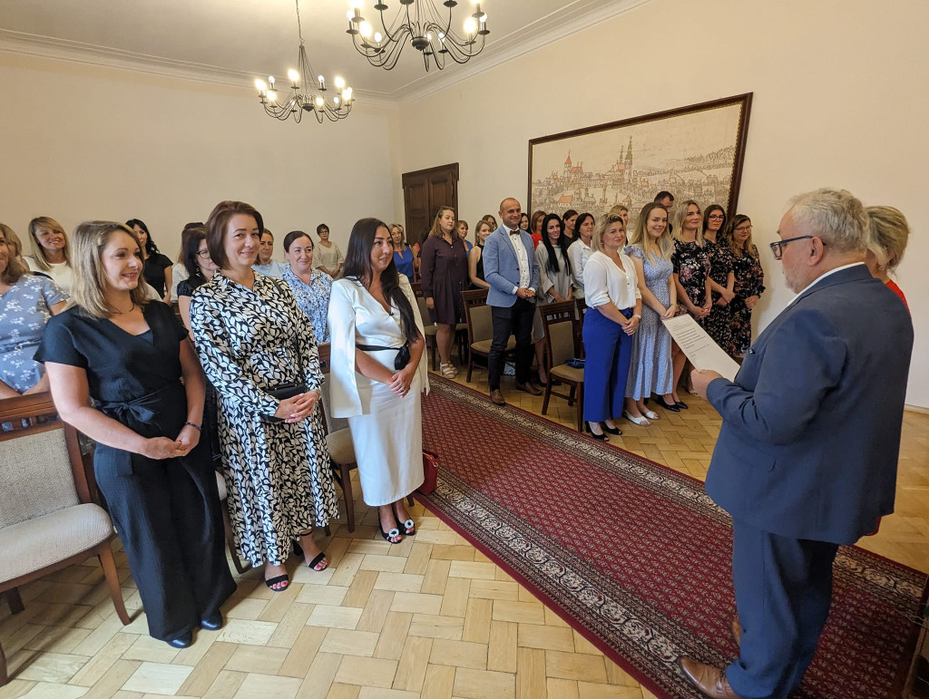 Tarnowskie Góry. Nauczyciele odebrali akty mianowania