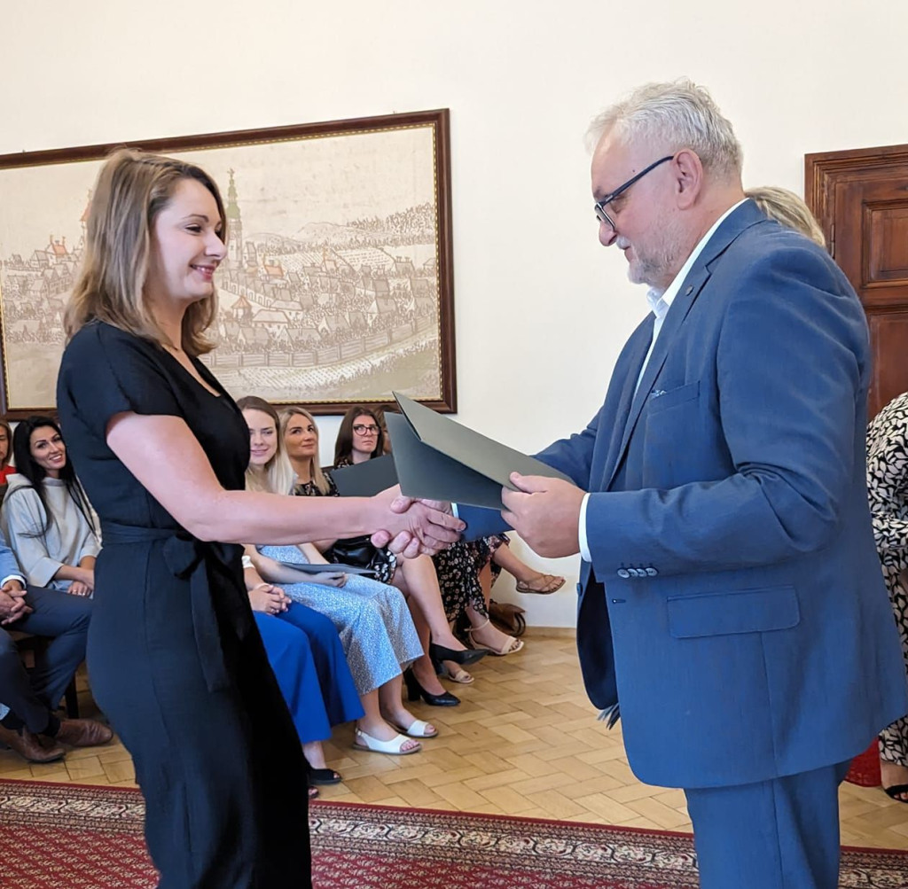 Tarnowskie Góry. Nauczyciele odebrali akty mianowania