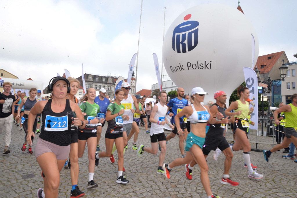 Tarnowskie Góry. Półmaraton i bieg na 10 km [FOTO]