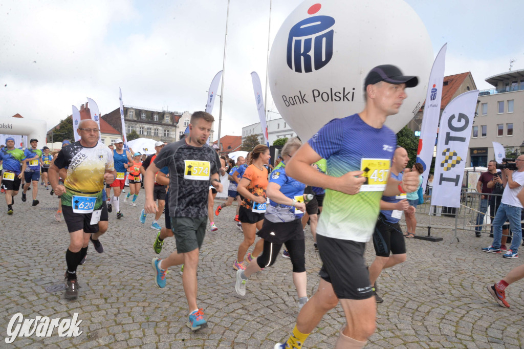 Tarnowskie Góry. Półmaraton i bieg na 10 km [FOTO]