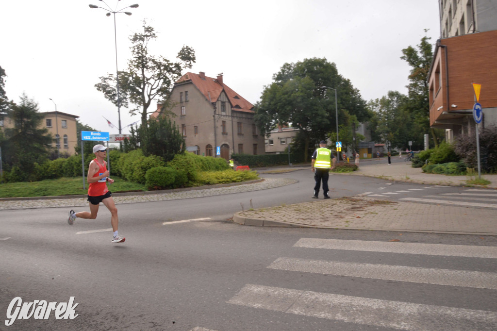 Tarnowskie Góry. Półmaraton i bieg na 10 km [FOTO]