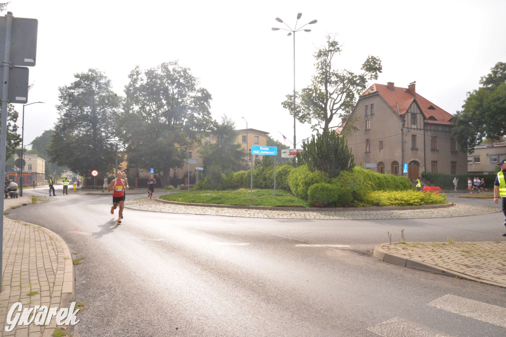 Tarnowskie Góry. Półmaraton i bieg na 10 km [FOTO]