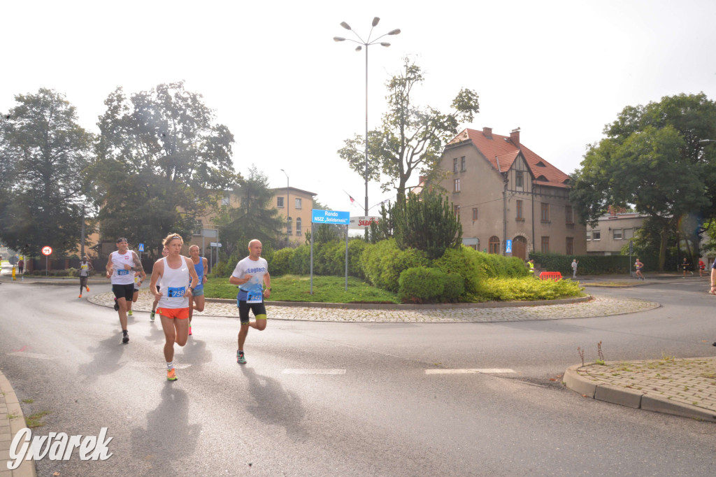 Tarnowskie Góry. Półmaraton i bieg na 10 km [FOTO]