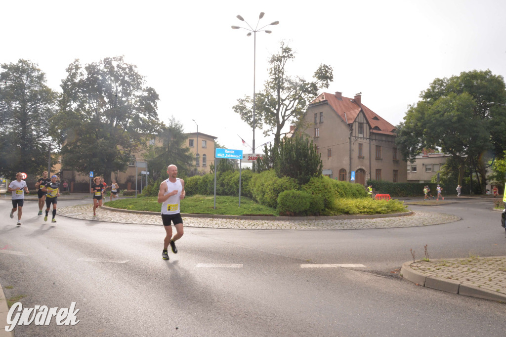 Tarnowskie Góry. Półmaraton i bieg na 10 km [FOTO]