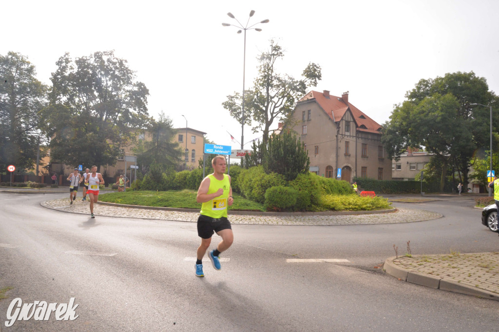 Tarnowskie Góry. Półmaraton i bieg na 10 km [FOTO]
