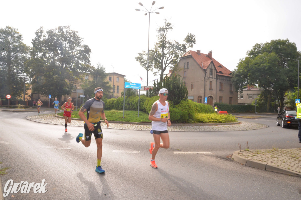 Tarnowskie Góry. Półmaraton i bieg na 10 km [FOTO]