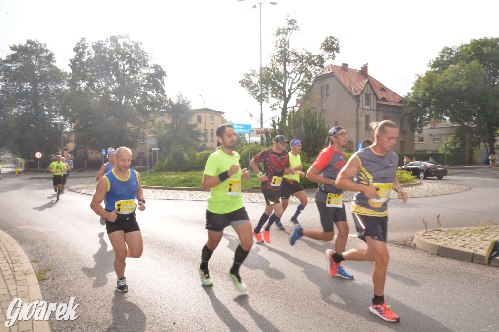 Tarnowskie Góry. Półmaraton i bieg na 10 km [FOTO]