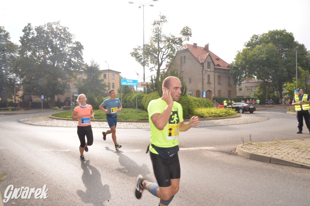 Tarnowskie Góry. Półmaraton i bieg na 10 km [FOTO]
