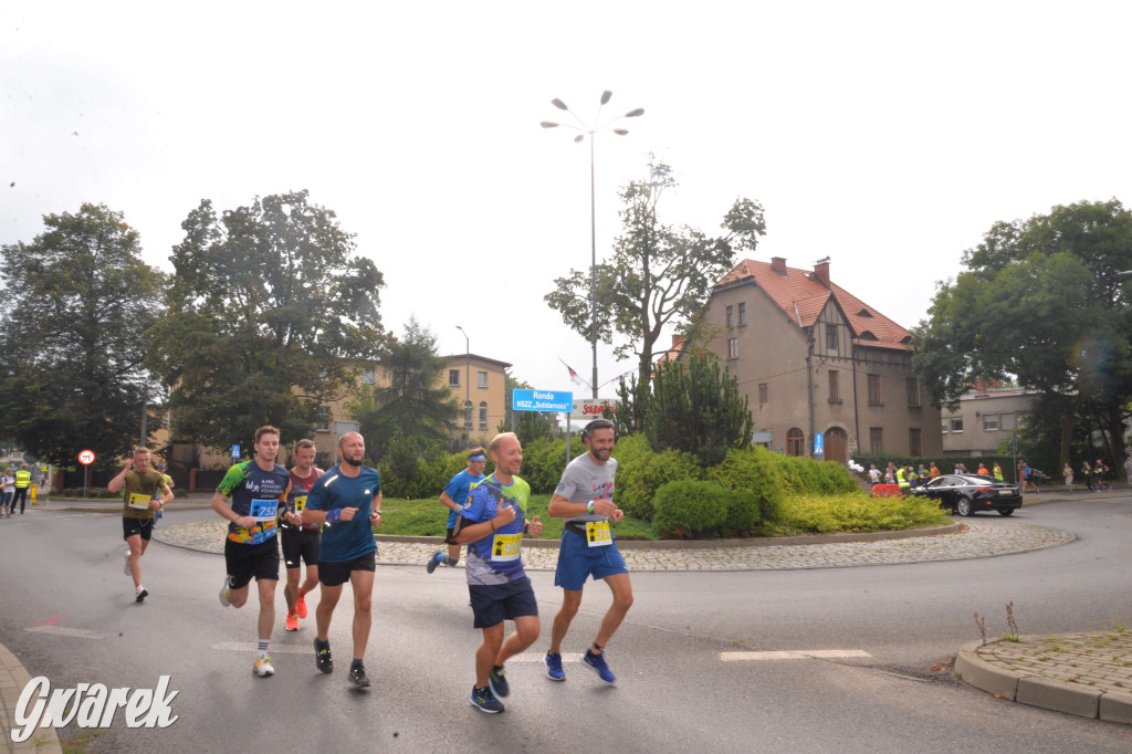Tarnowskie Góry. Półmaraton i bieg na 10 km [FOTO]