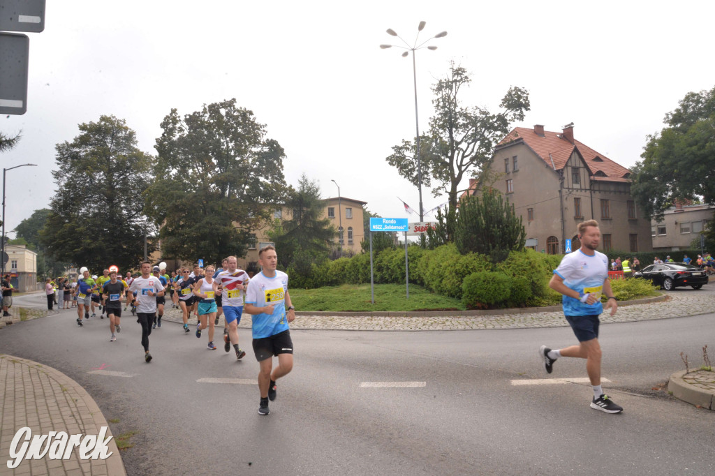 Tarnowskie Góry. Półmaraton i bieg na 10 km [FOTO]