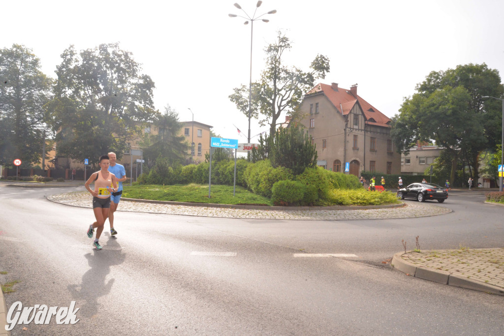 Tarnowskie Góry. Półmaraton i bieg na 10 km [FOTO]
