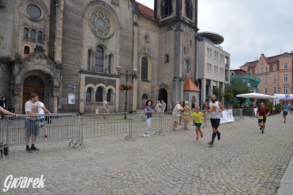 Tarnowskie Góry. Półmaraton i bieg na 10 km [FOTO]