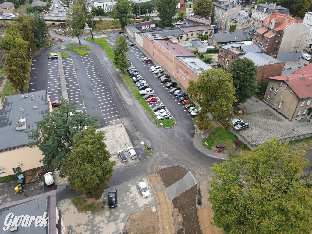 Tarnowskie Góry. Centrum przesiadkowe w budowie