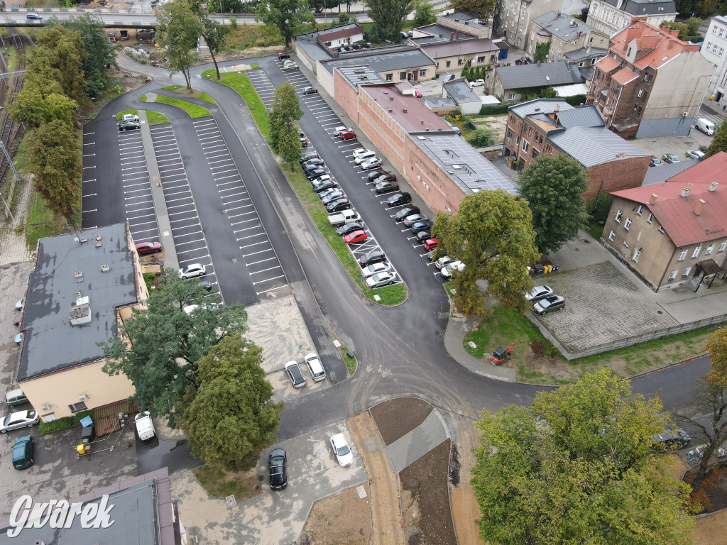 Tarnowskie Góry. Centrum przesiadkowe w budowie