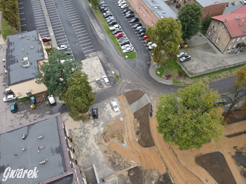 Tarnowskie Góry. Centrum przesiadkowe w budowie