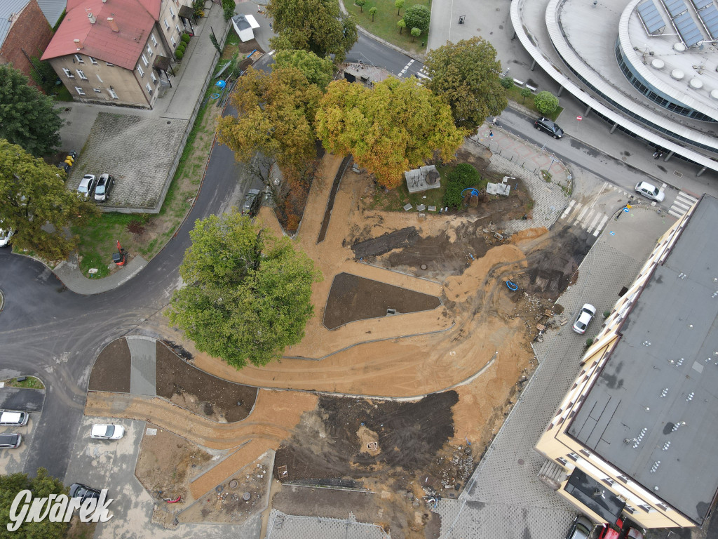 Tarnowskie Góry. Centrum przesiadkowe w budowie