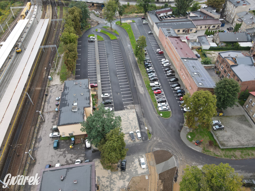Tarnowskie Góry. Centrum przesiadkowe w budowie