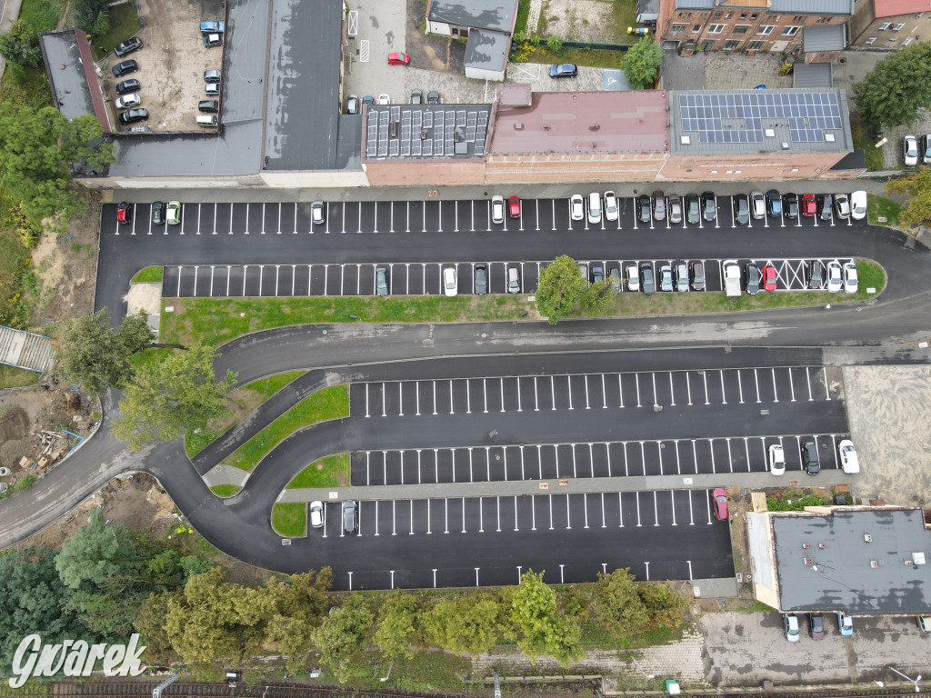 Tarnowskie Góry. Centrum przesiadkowe w budowie