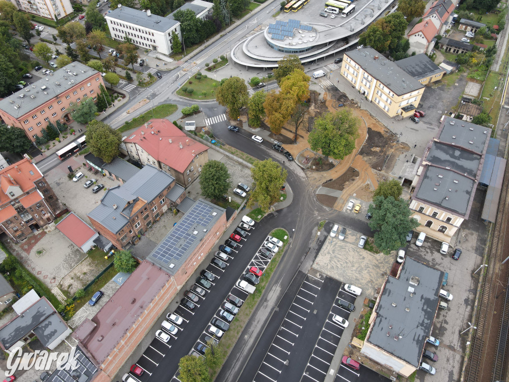 Tarnowskie Góry. Centrum przesiadkowe w budowie