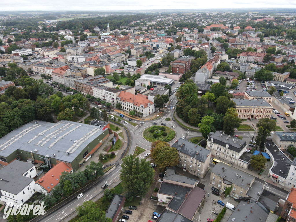 Tarnowskie Góry. Centrum przesiadkowe w budowie
