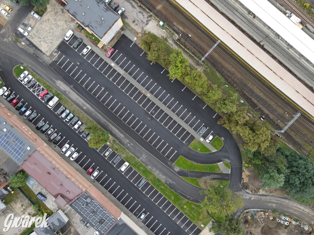 Tarnowskie Góry. Centrum przesiadkowe w budowie