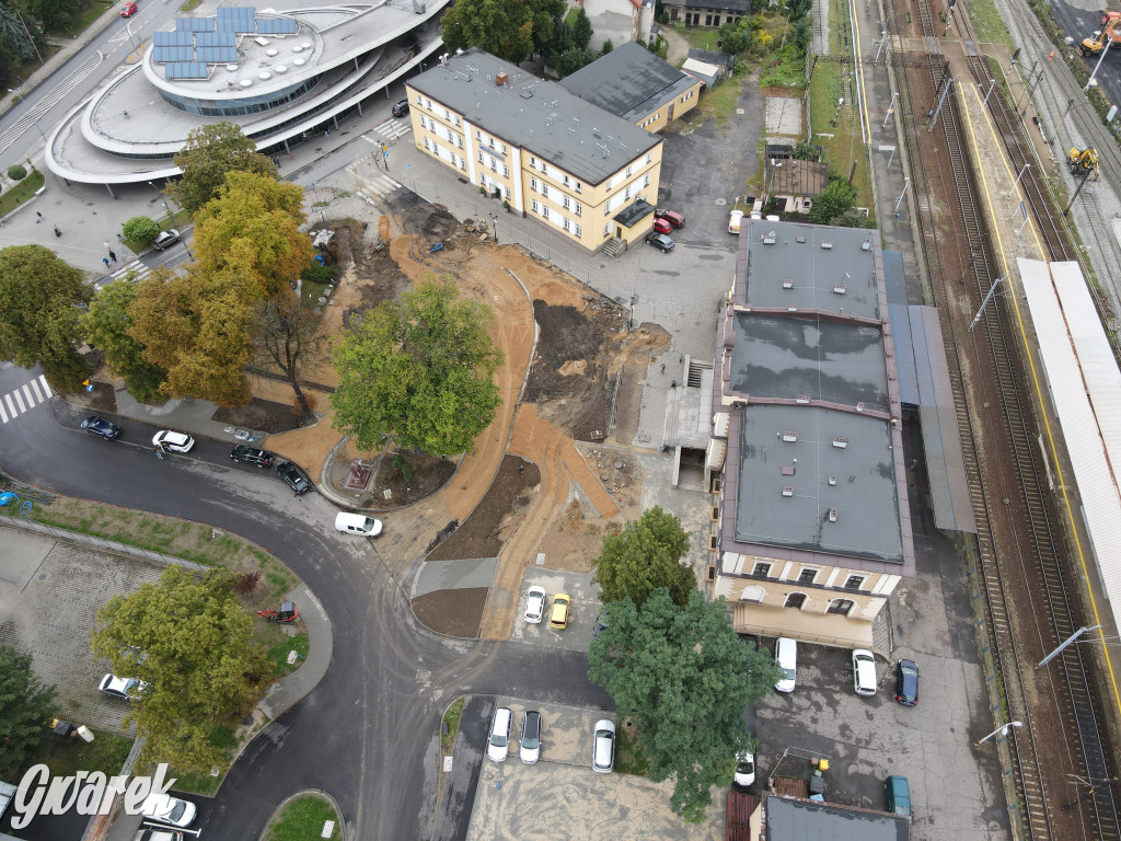 Tarnowskie Góry. Centrum przesiadkowe w budowie