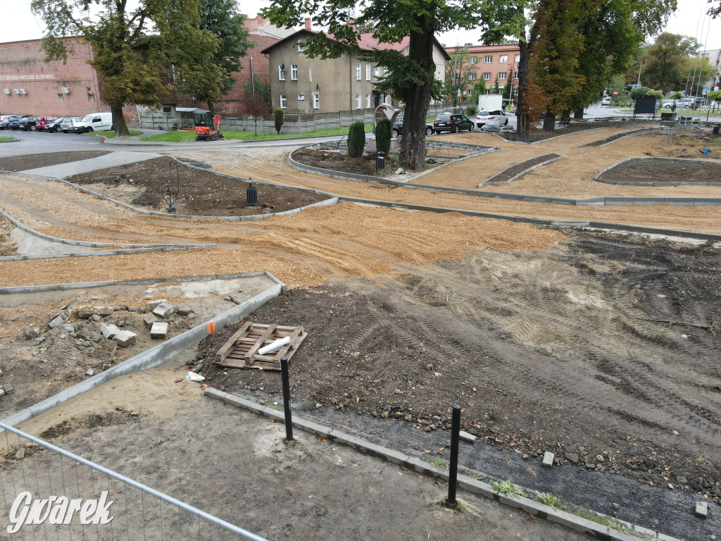 Tarnowskie Góry. Centrum przesiadkowe w budowie