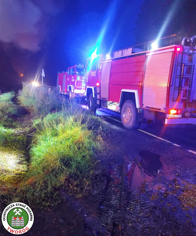 Wieszowa. Pożar stogu słomy