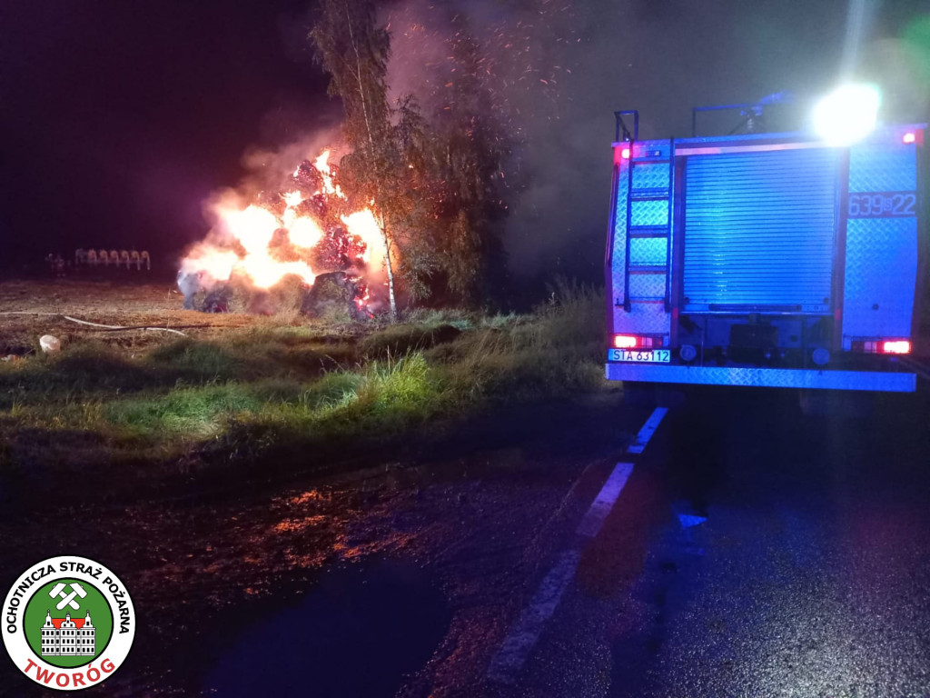 Wieszowa. Pożar stogu słomy