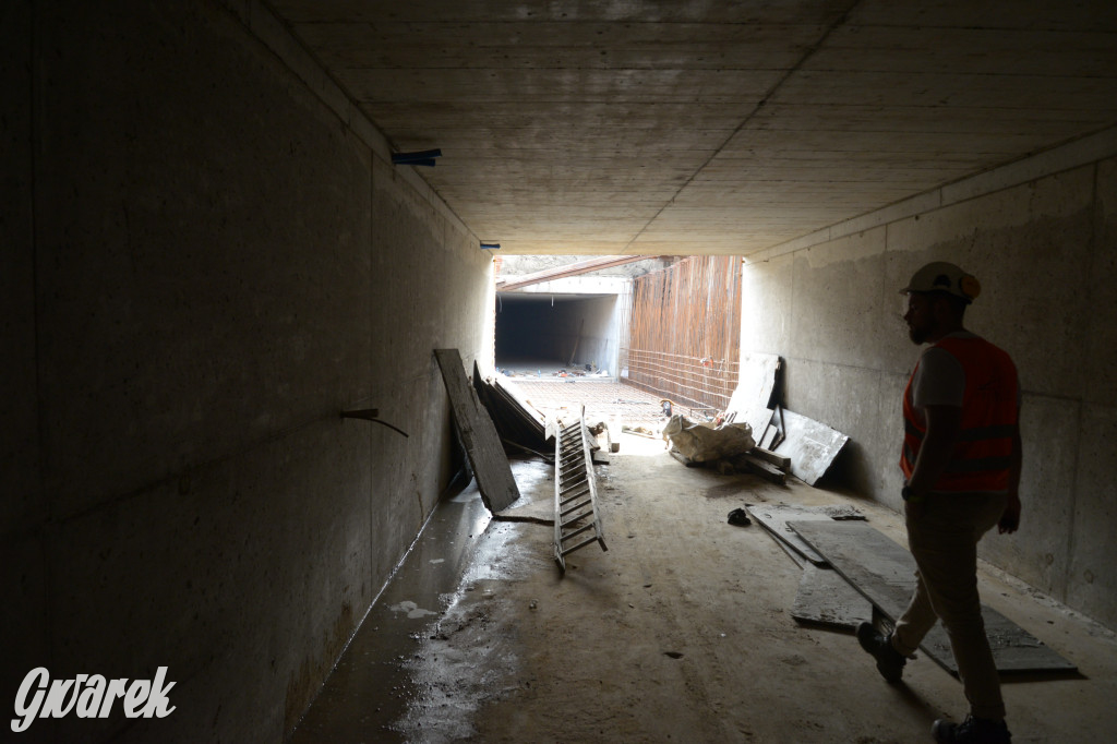 Tarnowskie Góry. Tunel  pieszo-rowerowy w budowie