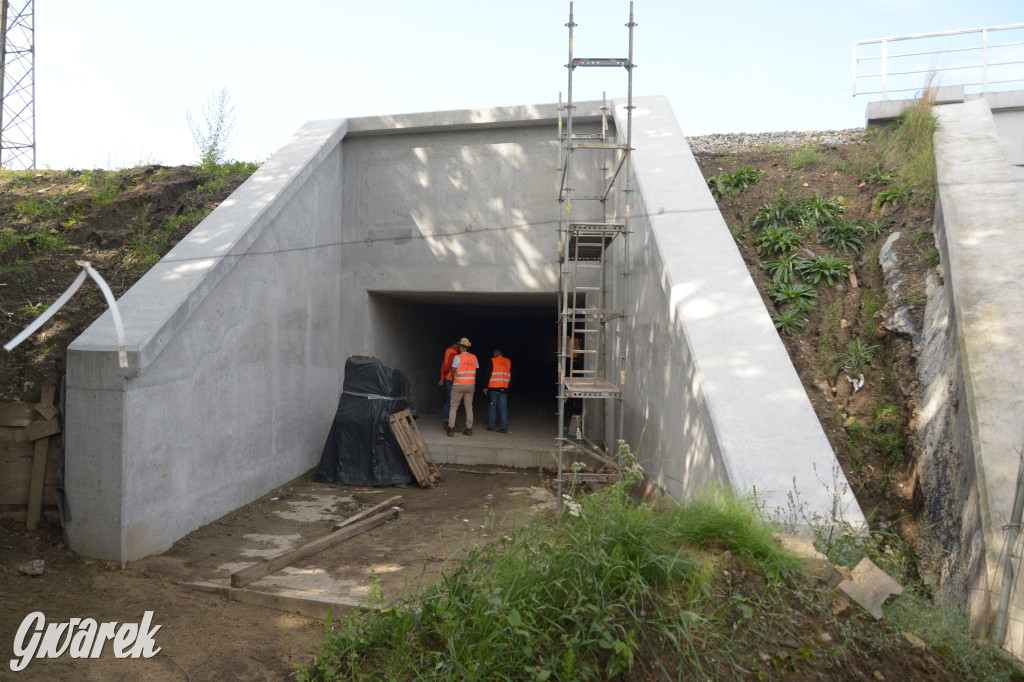 Tarnowskie Góry. Tunel  pieszo-rowerowy w budowie