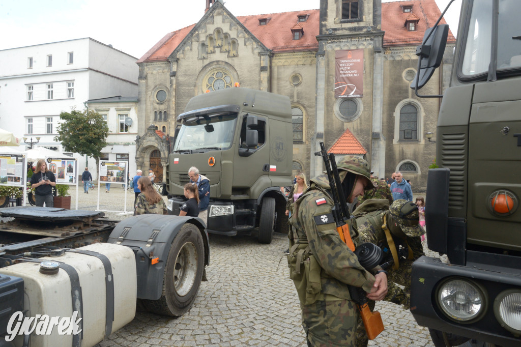 Tarnowskie Góry.  IV Tarnogórski Piknik Militarny