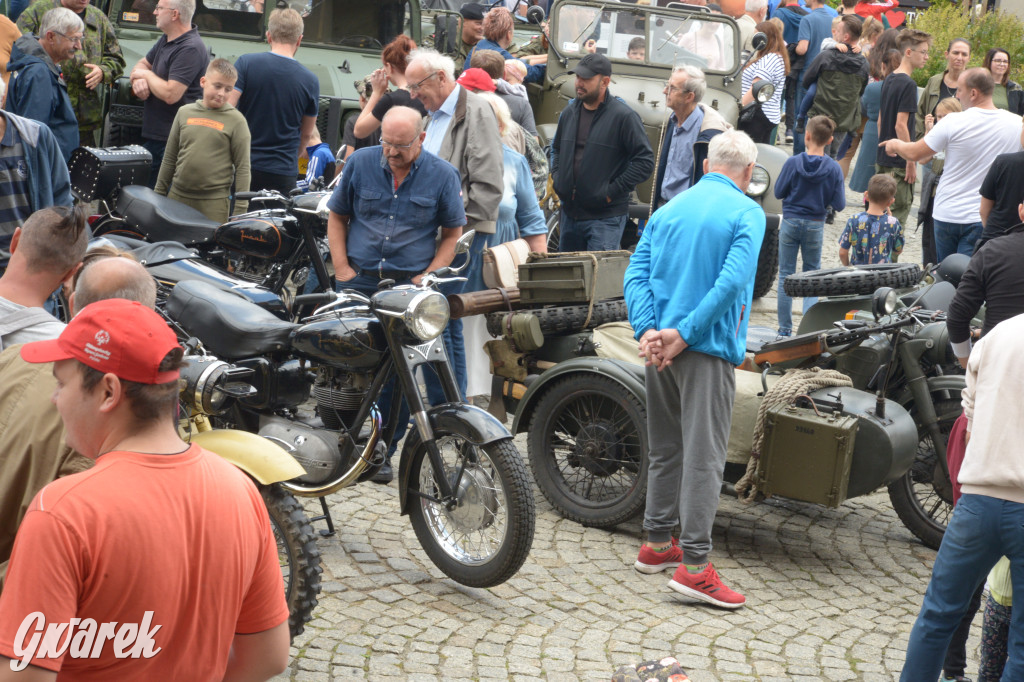 Tarnowskie Góry.  IV Tarnogórski Piknik Militarny