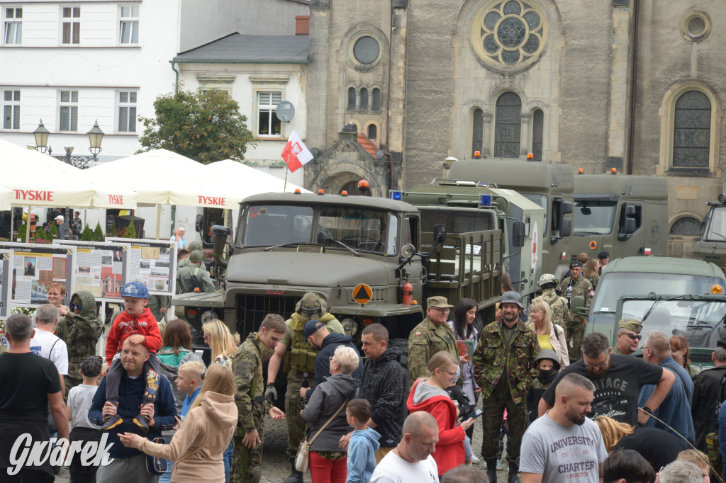 Tarnowskie Góry.  IV Tarnogórski Piknik Militarny