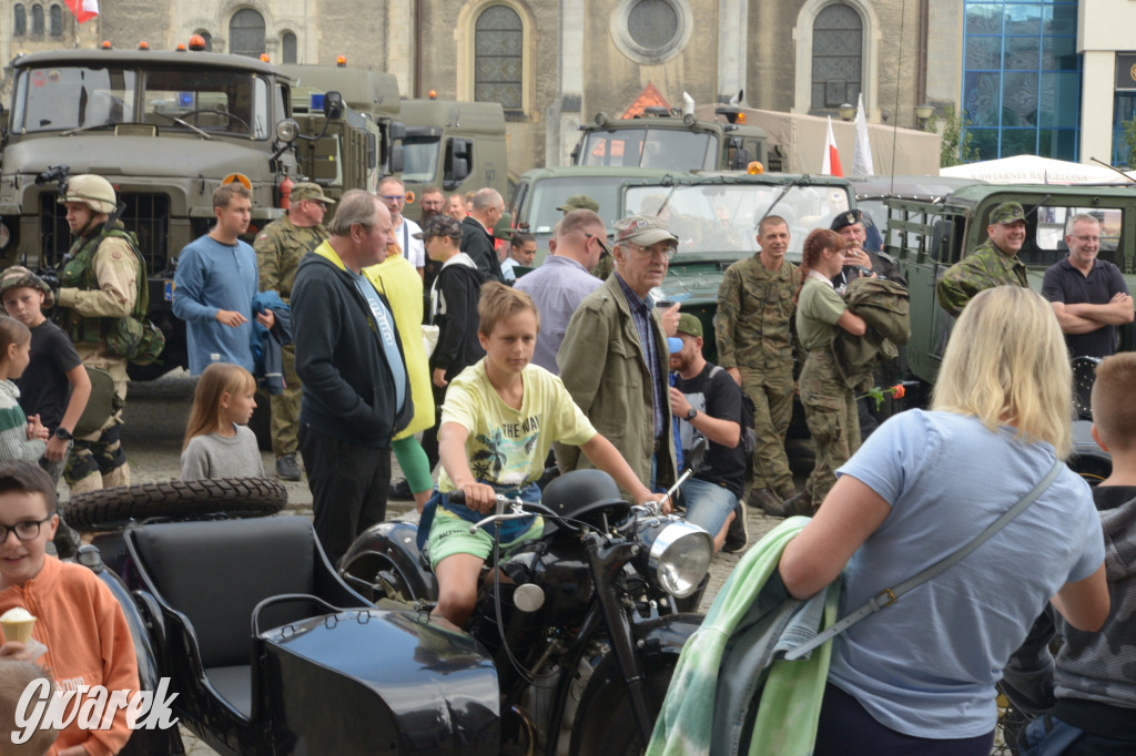 Tarnowskie Góry.  IV Tarnogórski Piknik Militarny